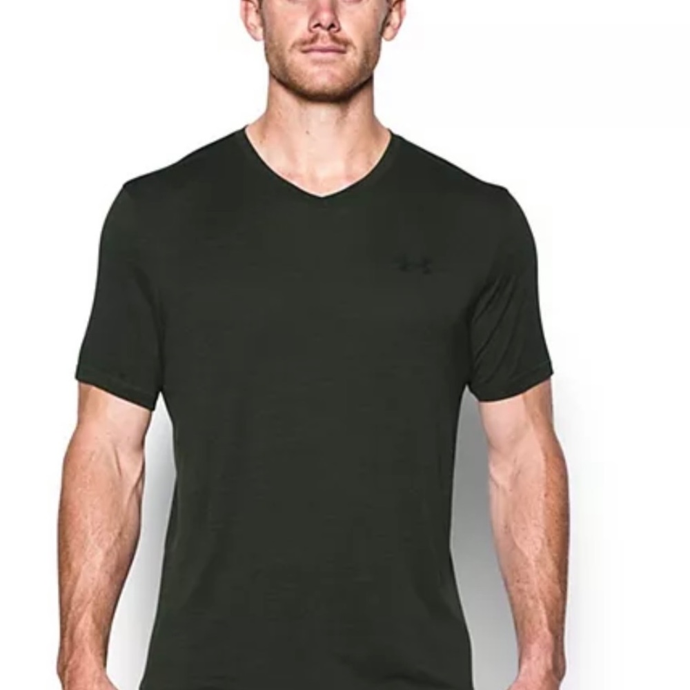 Under Armour  t- shirt size 2 XL